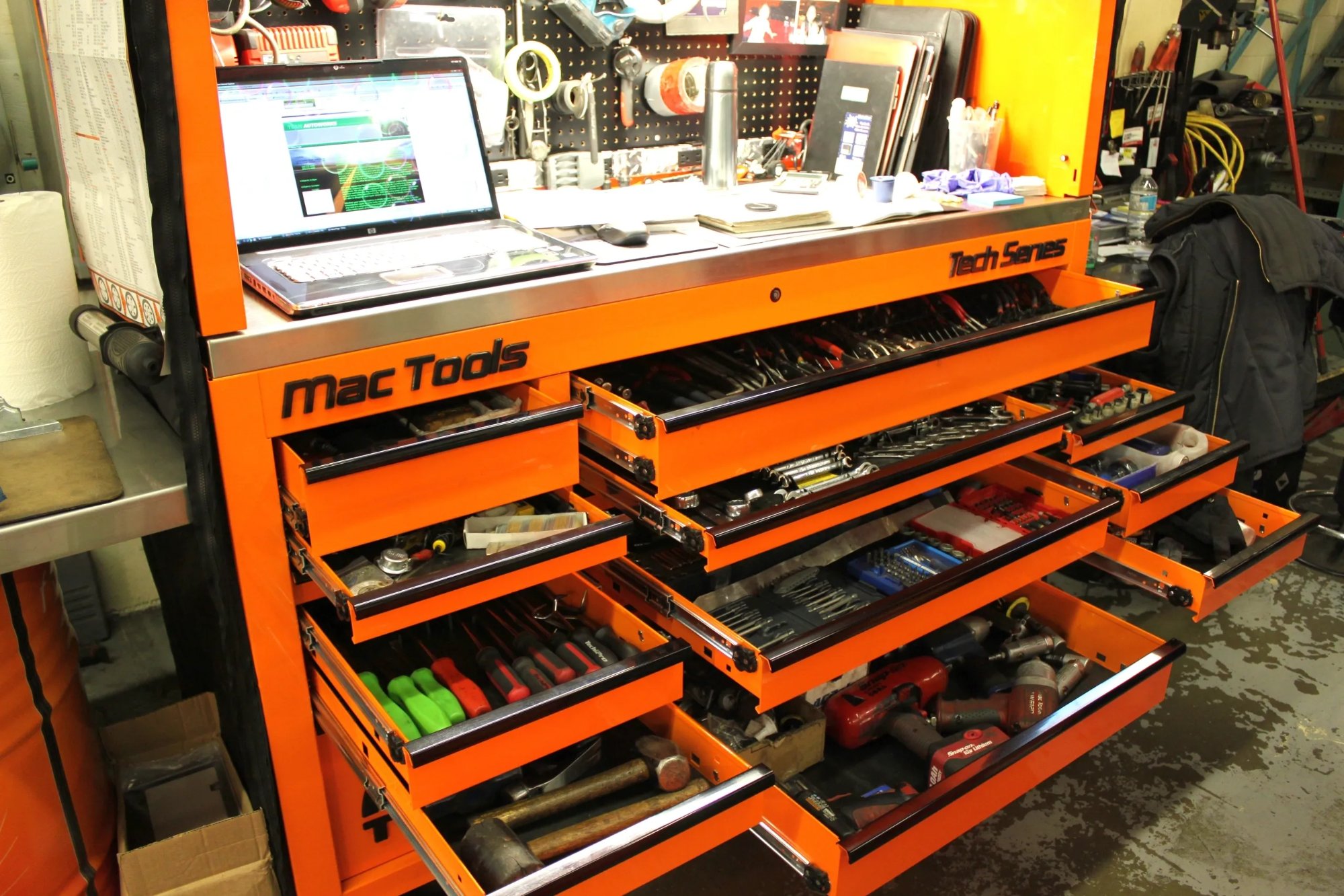 Professional diagnostic equipment